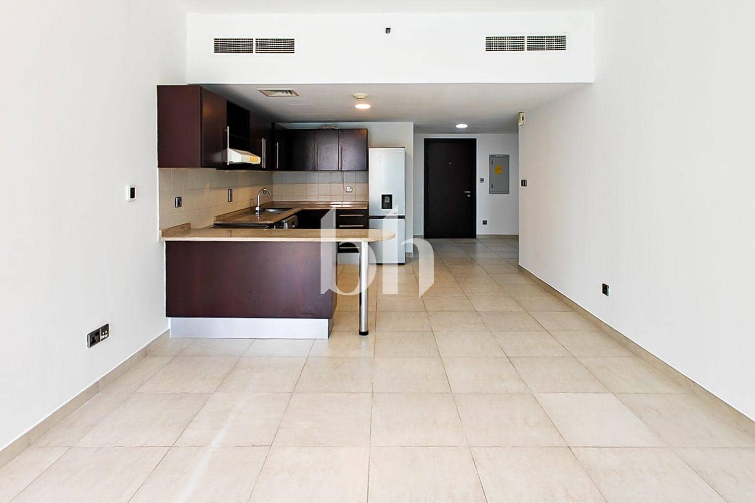 1 Bedroom Apartment in Dubai Arch - photo 1