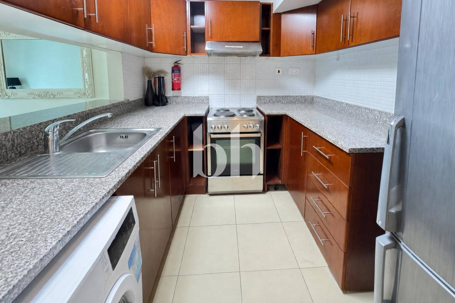 1 Bedroom Apartment in Jumeirah Bay X1 - photo 2