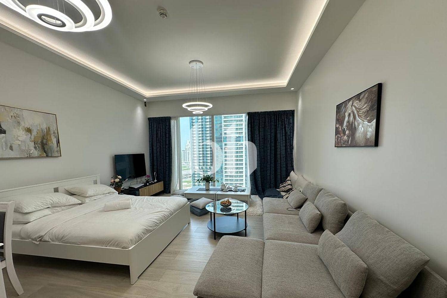 Studio Apartment in Me Do Re Tower