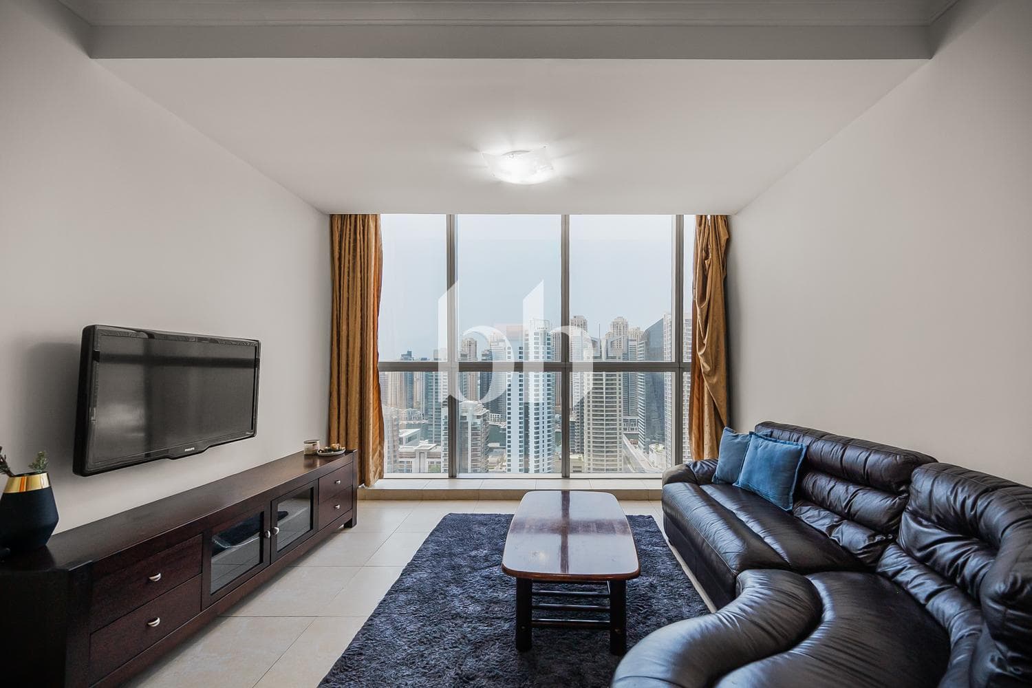 2 Bedroom Apartment in Global Lake View