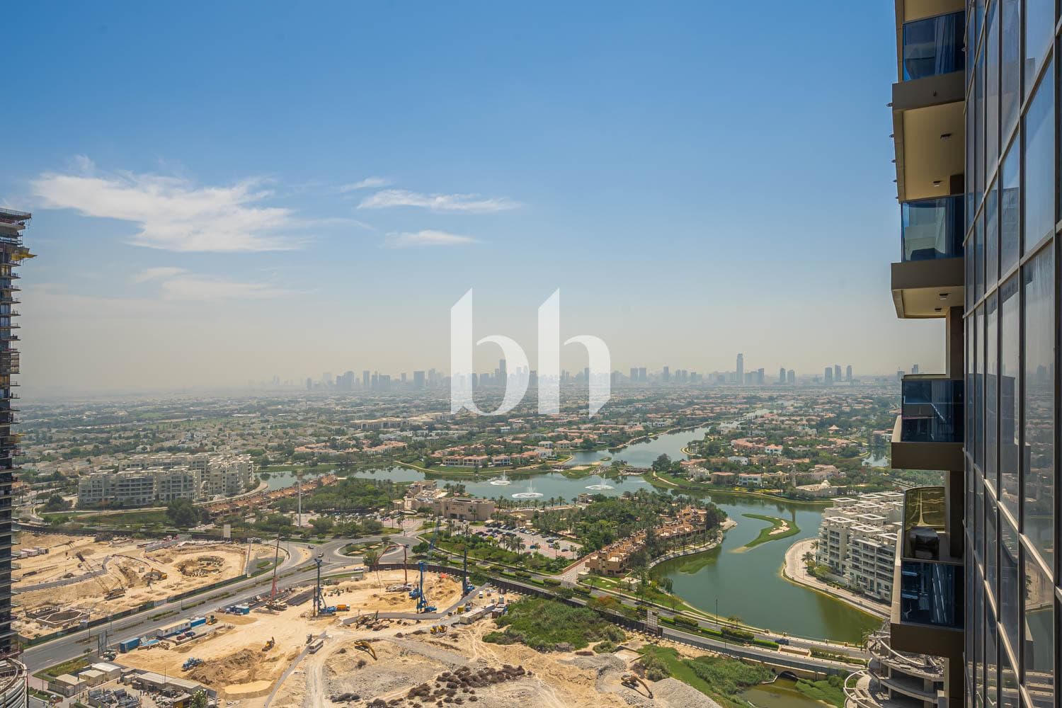 2 Bedroom Apartment in Orra The Embankment Tower 1 - photo 1