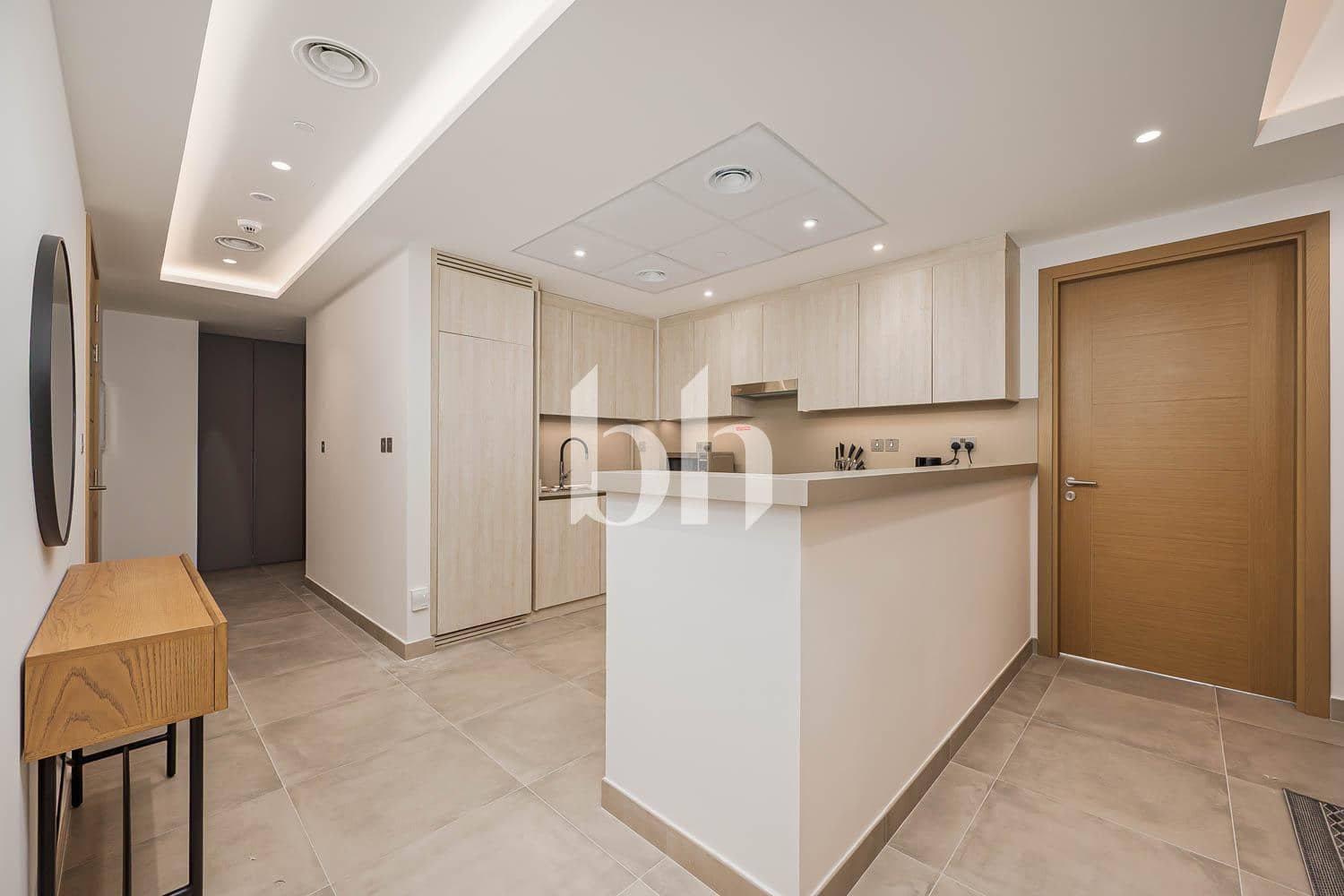2 Bedroom Apartment in Orra The Embankment Tower 1 - photo 1