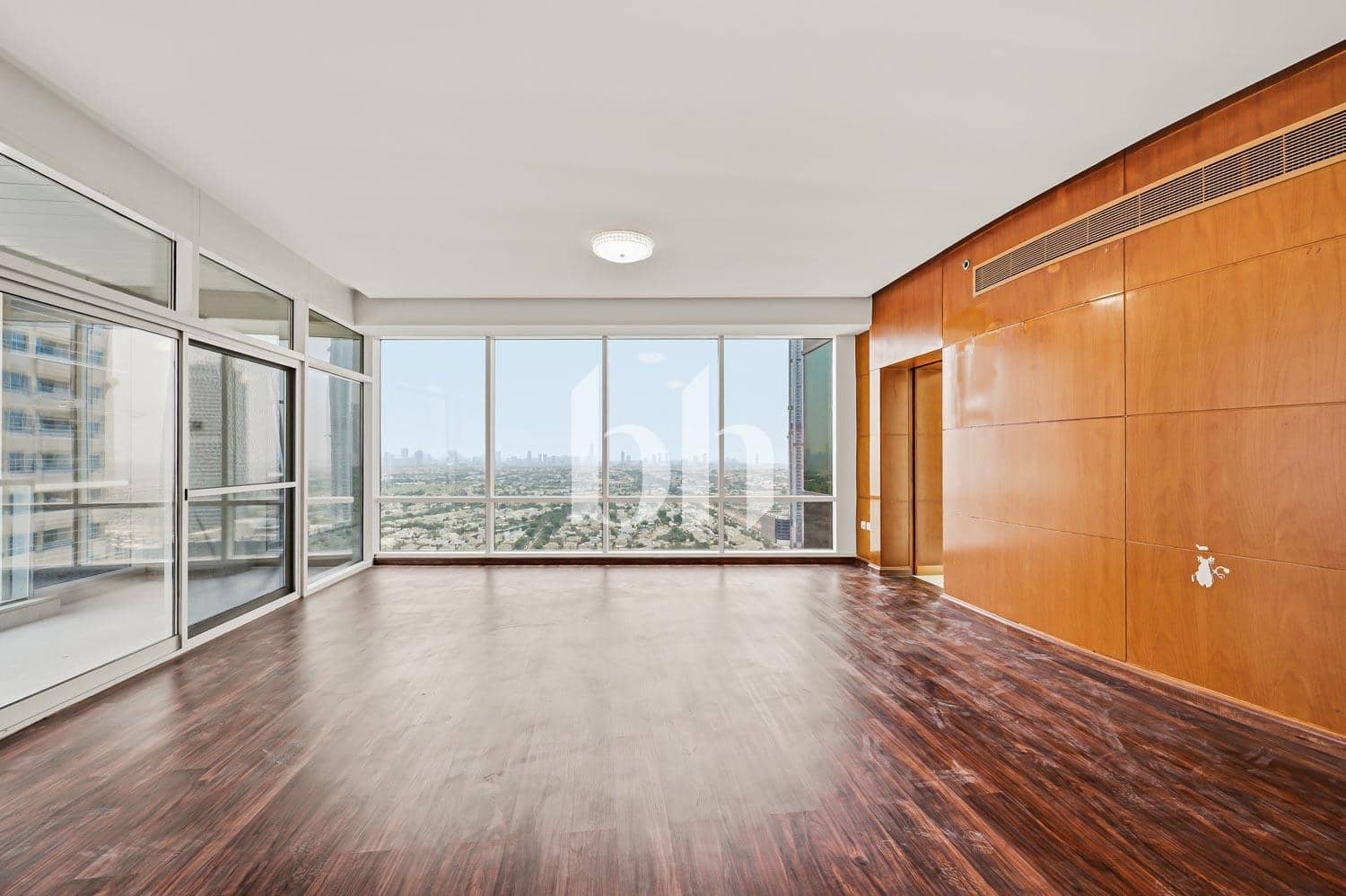2 Bedroom Apartment in Madina Tower - photo 1