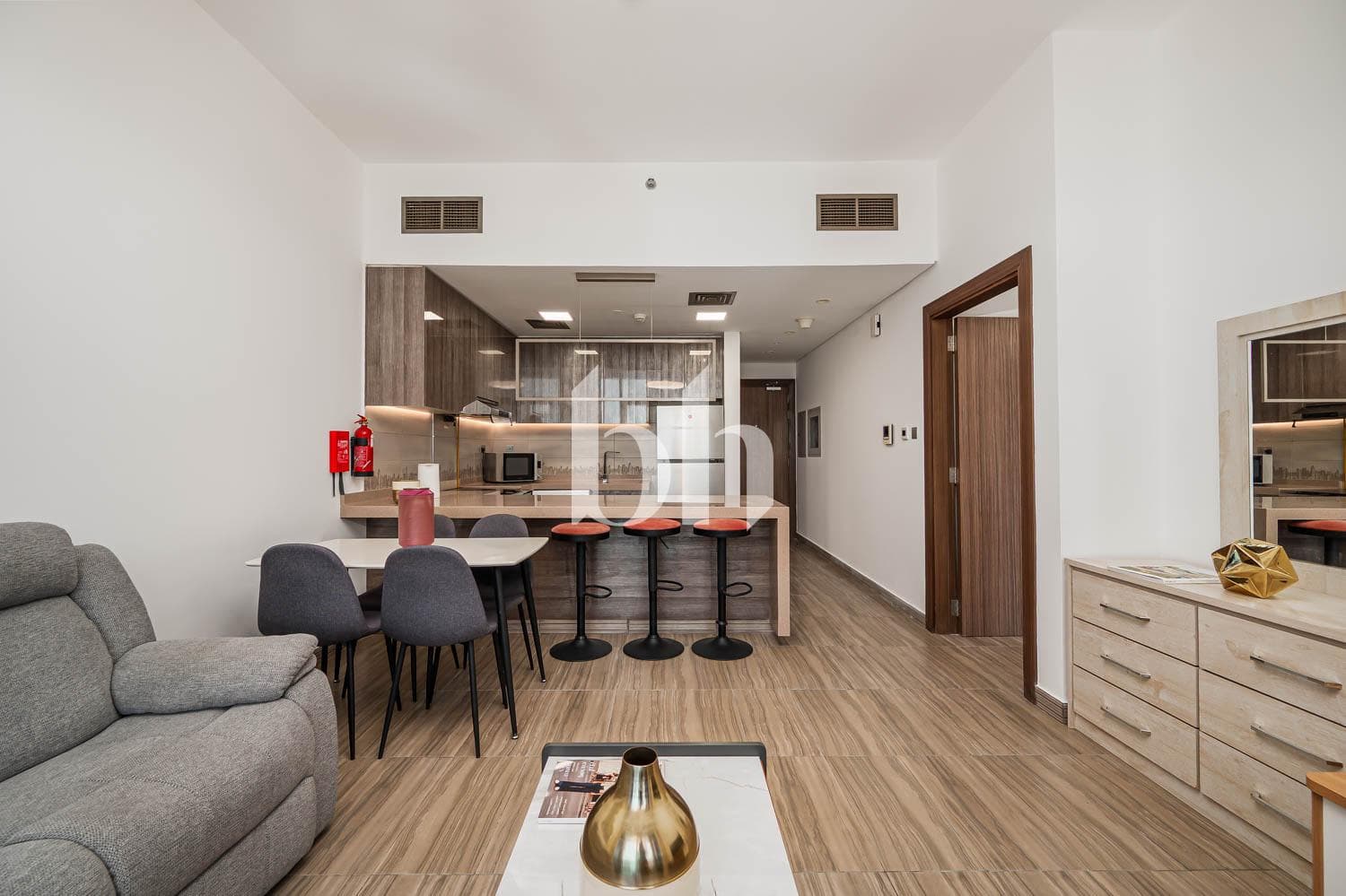 1 Bedroom Apartment in MBL Residence - photo 2