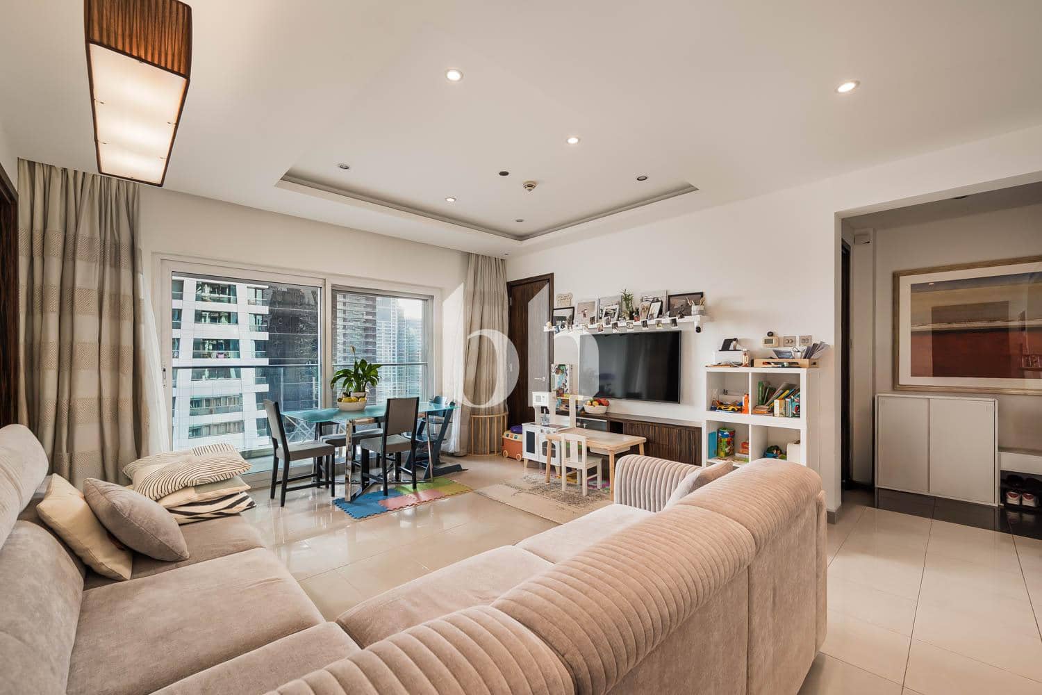 2 Bedroom Apartment in Bonnington Tower - photo 1