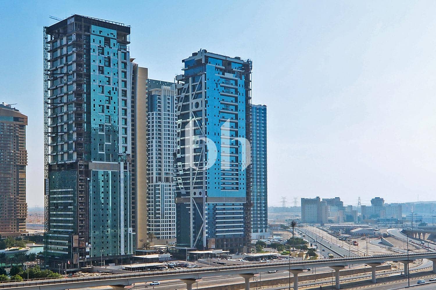 1 Bedroom Apartment in Wind Tower 1 - photo 2
