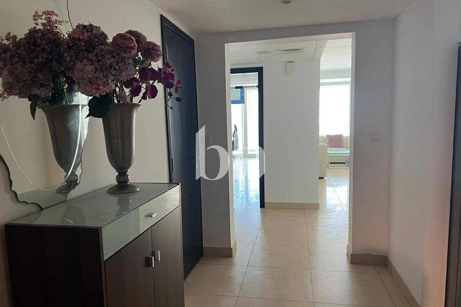 3 Bedroom Apartment in Laguna Tower - photo 1