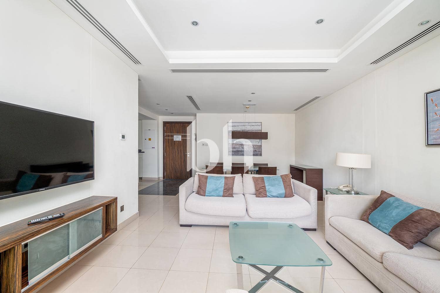 3 Bedroom Apartment in Bonnington Tower - photo 1