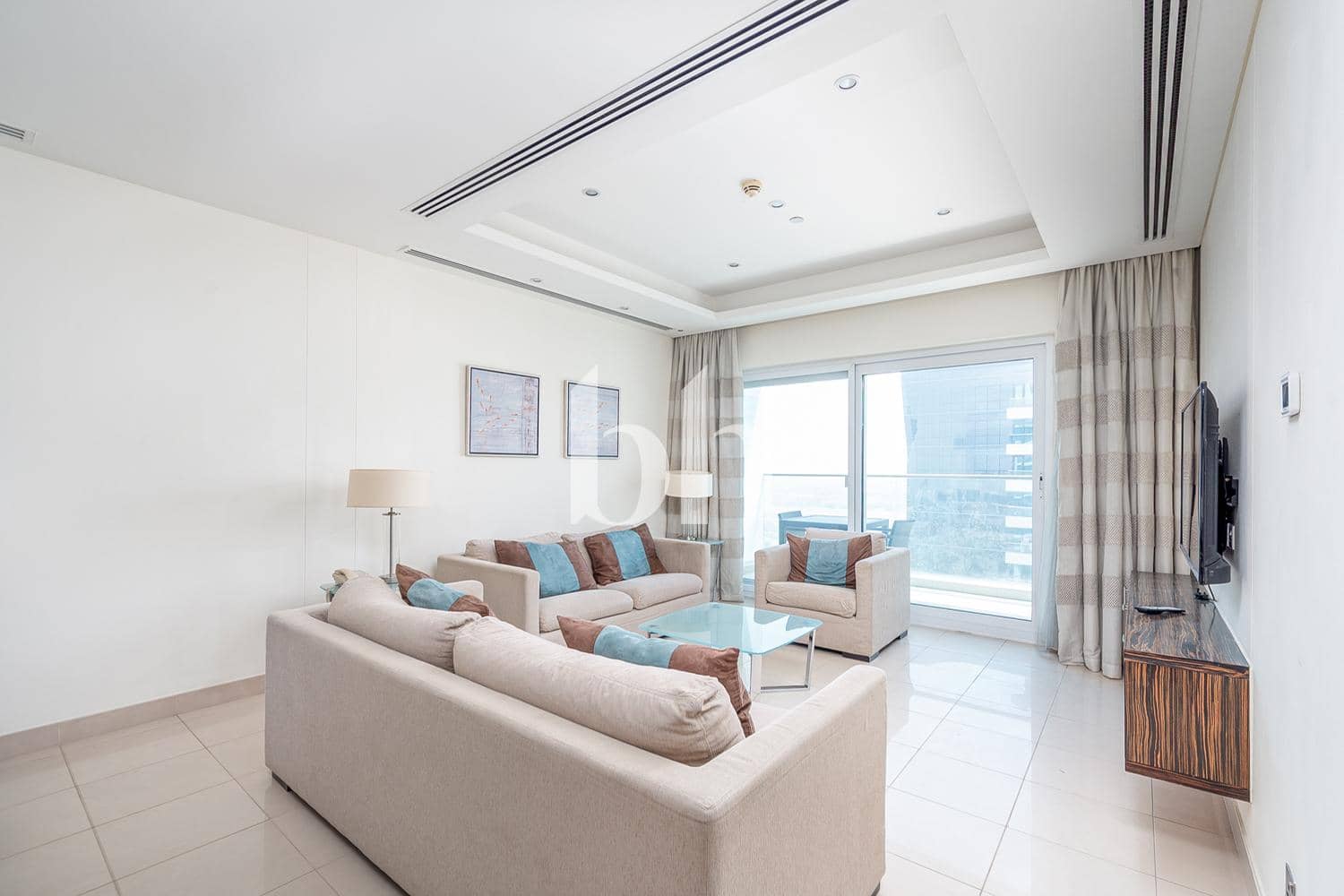 3 Bedroom Apartment in Bonnington Tower
