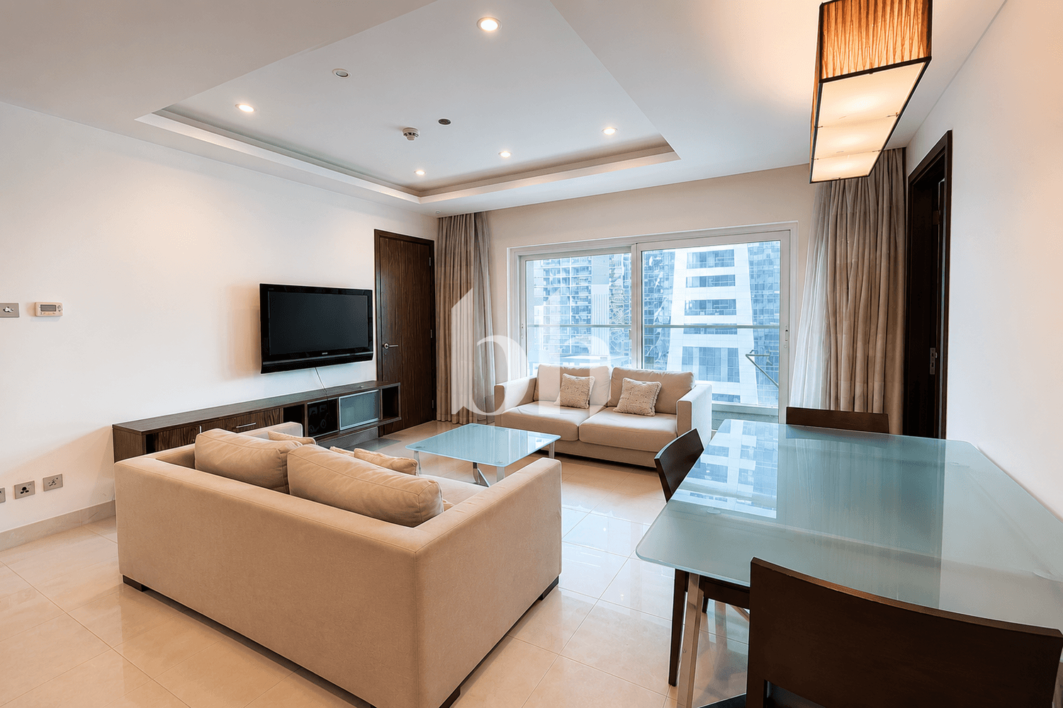 2 Bedroom Apartment in Bonnington Tower - photo 1