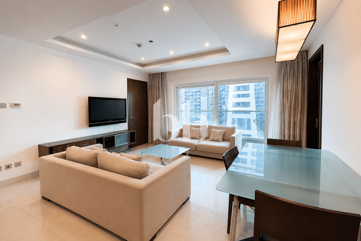 2 Bedroom Apartment in Bonnington Tower - photo 1