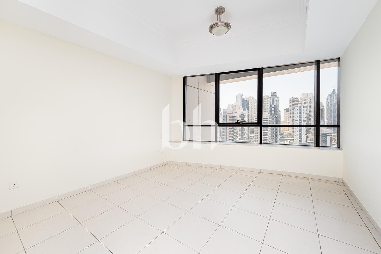 2 Bedroom Apartment in Al Waleed Paradise - photo 2