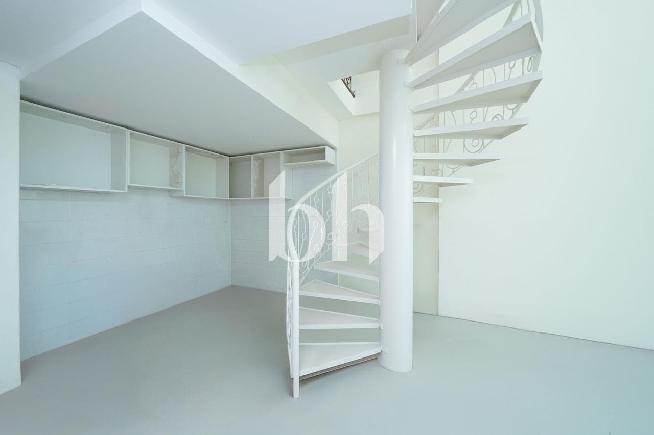 1 Bedroom Apartment in Wind Tower 1 - photo 1