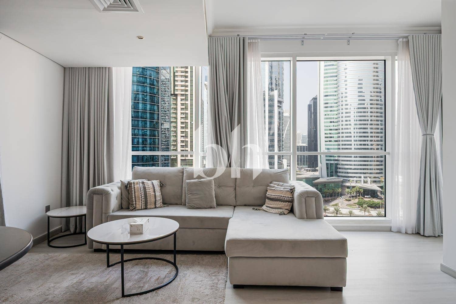 2 Bedroom Apartment in Lake View Tower - photo 1