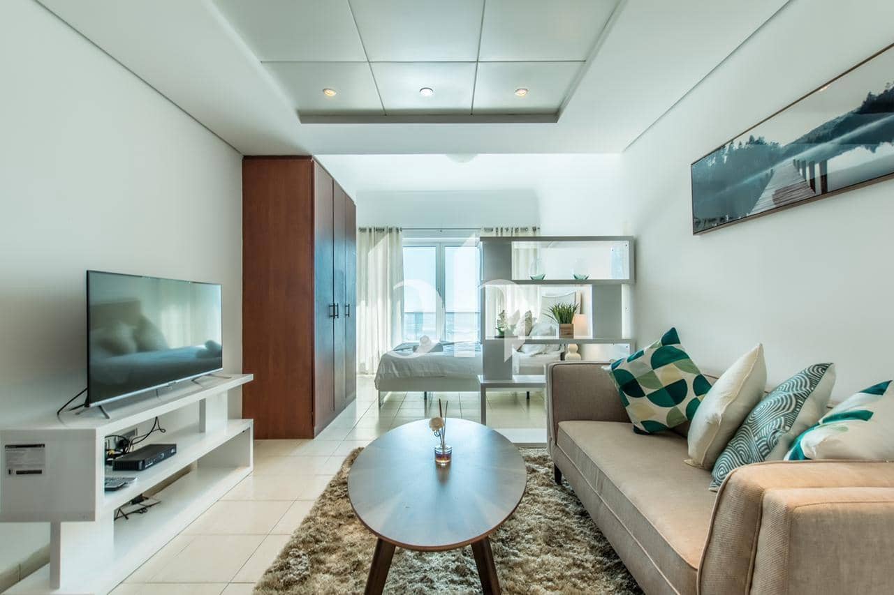 Studio Apartment in Lake View Tower