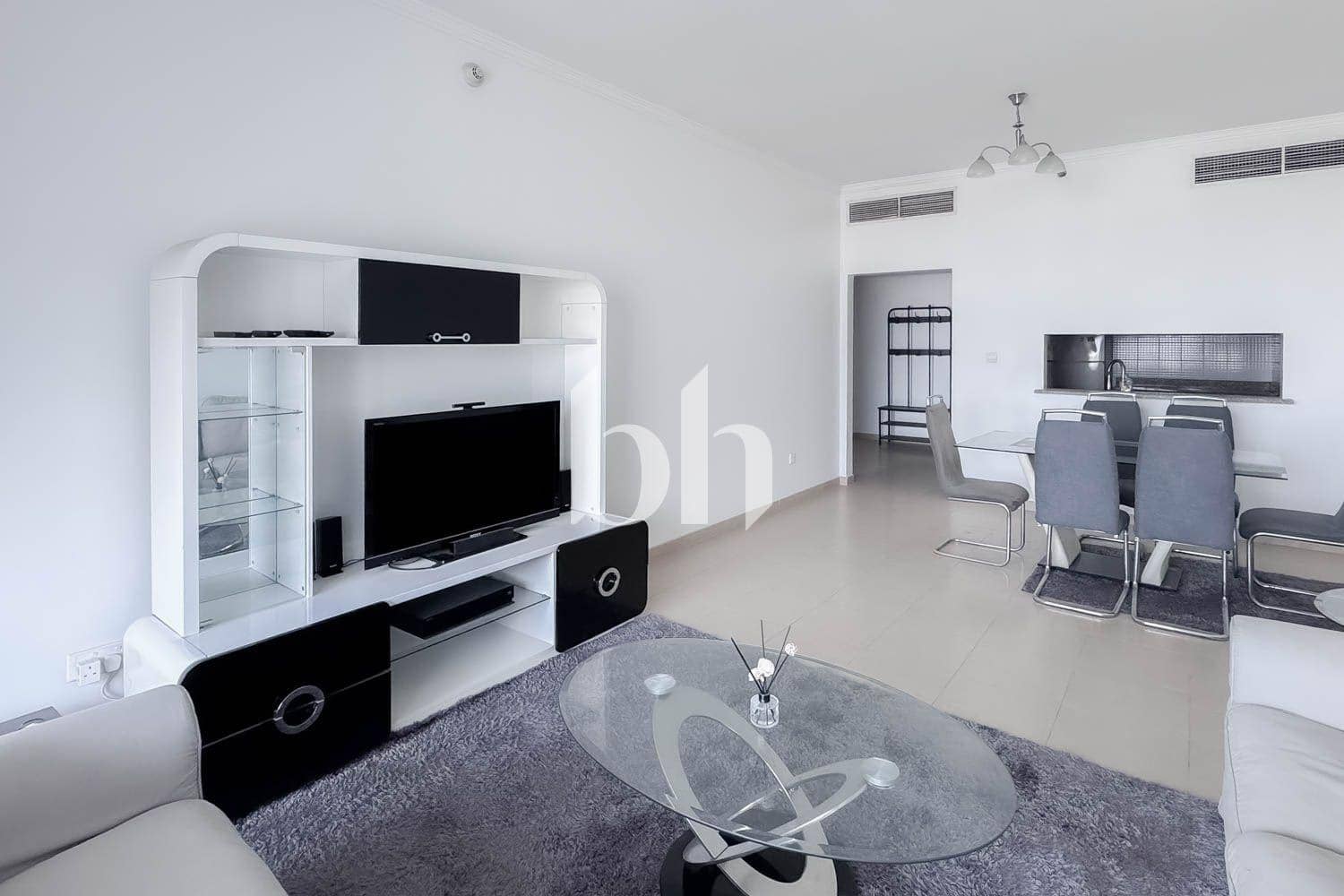 1 Bedroom Apartment in Jumeirah Bay X1 - photo 2