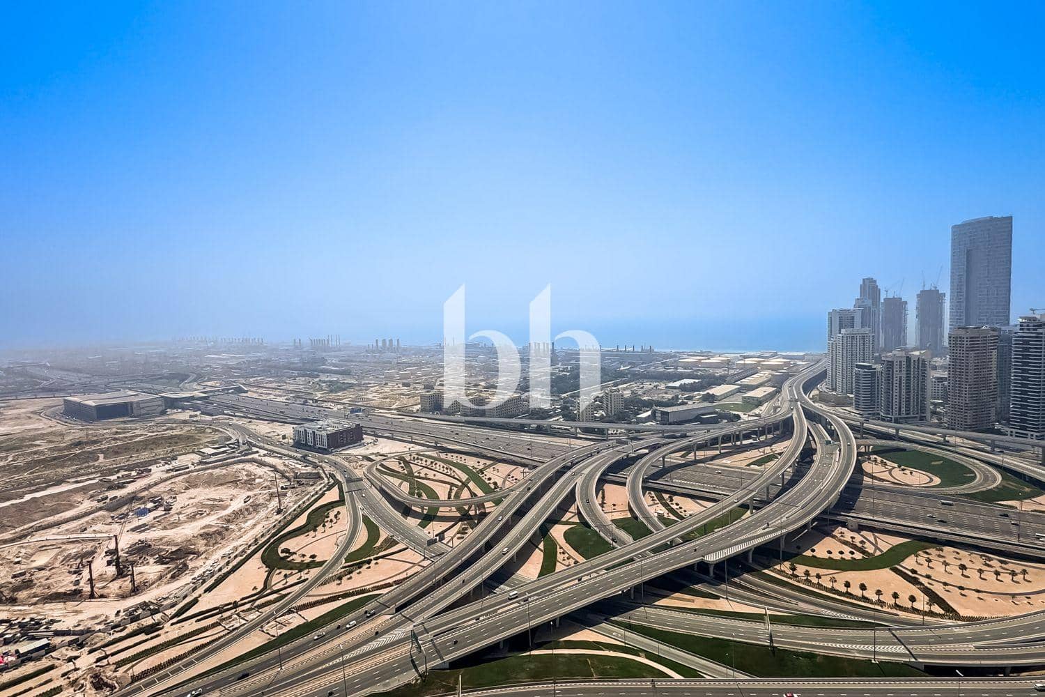 3 Bedroom Apartment in Lake Point Tower