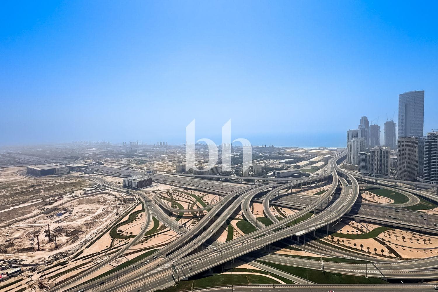 3 Bedroom Apartment in Lake Point Tower