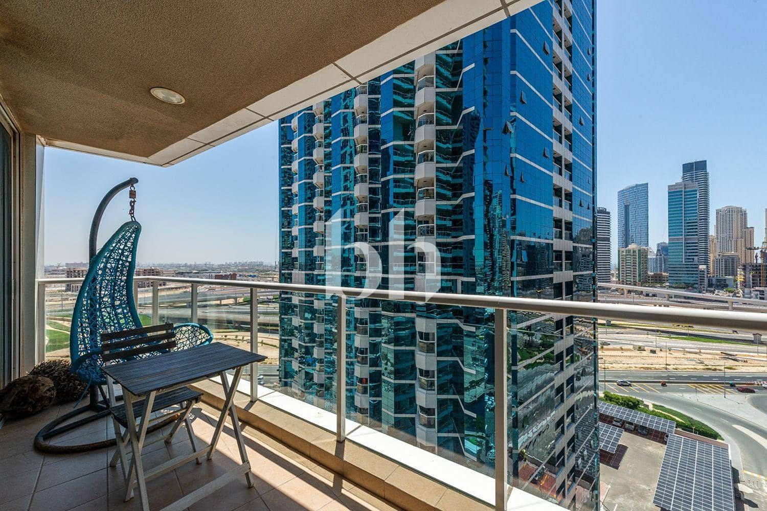 1 Bedroom Apartment in Laguna Tower - photo 1