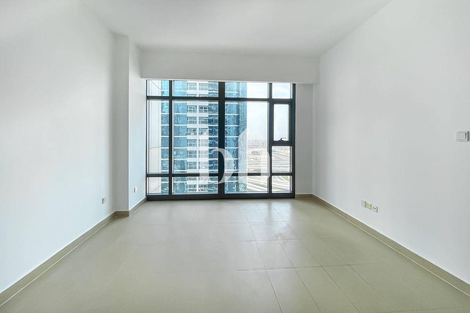 2 Bedroom Apartment in Lakeside Residence - photo 2