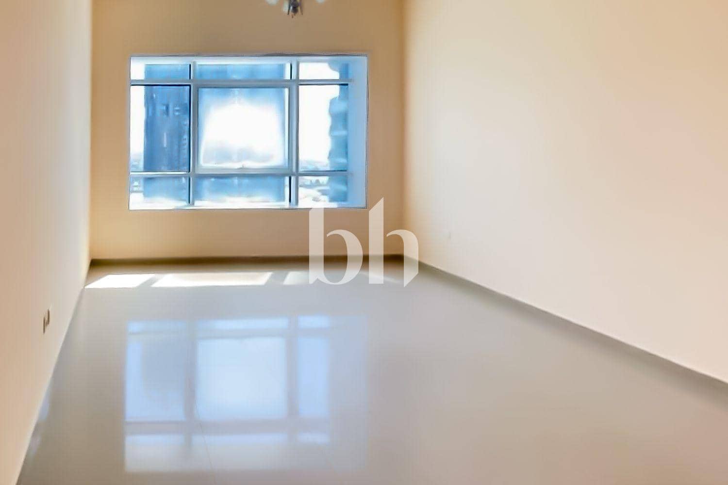 Studio Apartment in Lake City Tower - photo 2