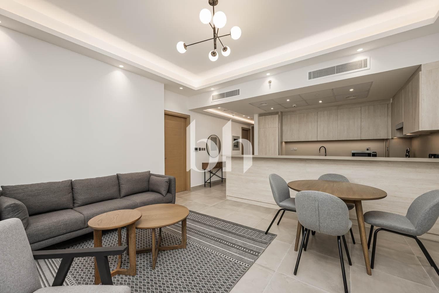 1 Bedroom Apartment in Orra The Embankment Tower 1