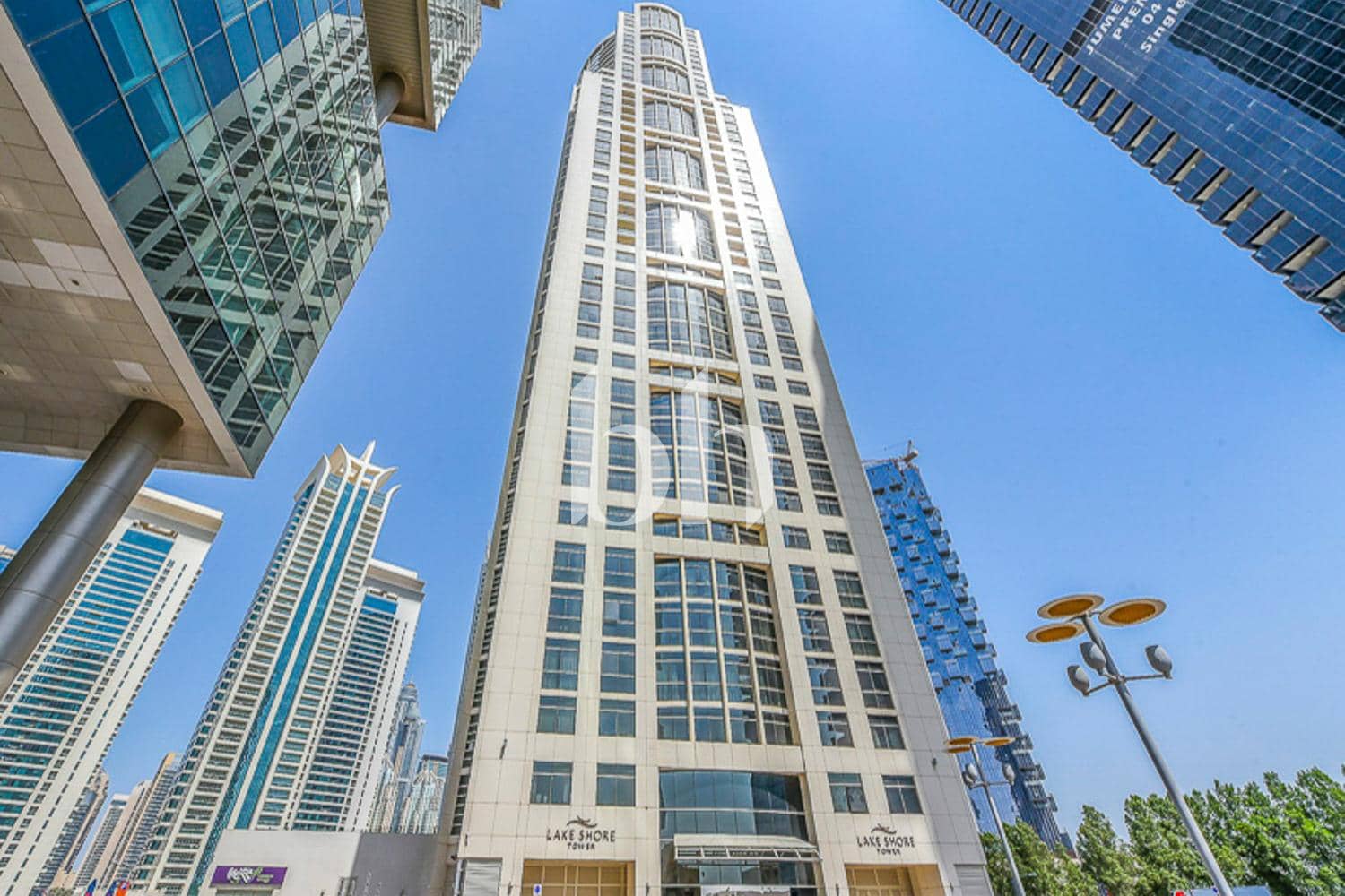 1 Bedroom Apartment in Lake Shore Tower - photo 1