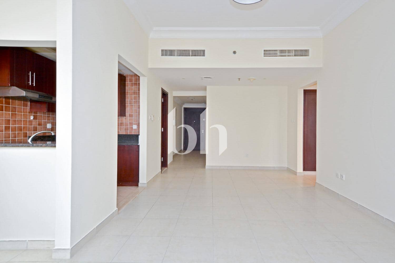 1 Bedroom Apartment in Lake Shore Tower