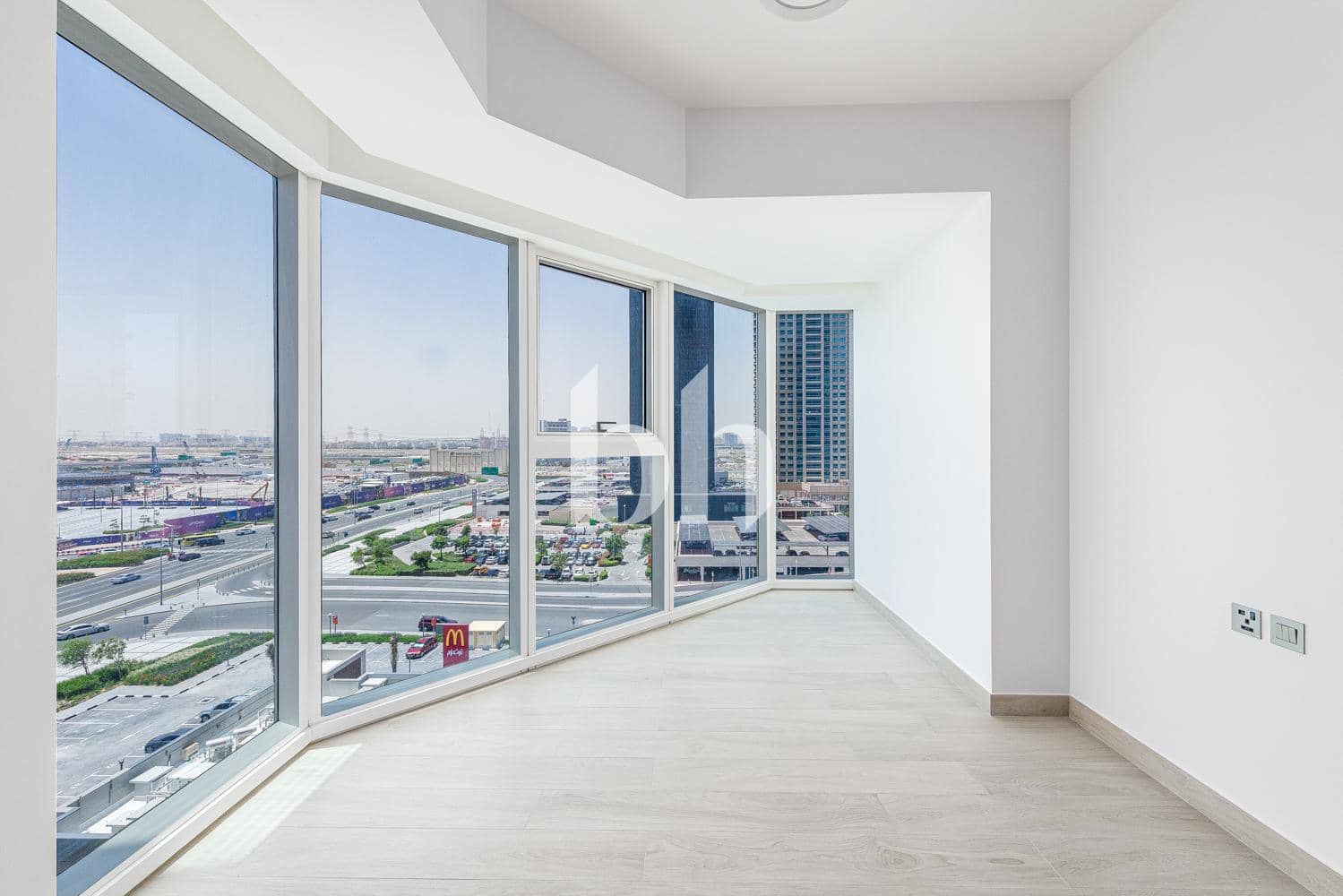 1 Bedroom Apartment in Me Do Re Tower - photo 1