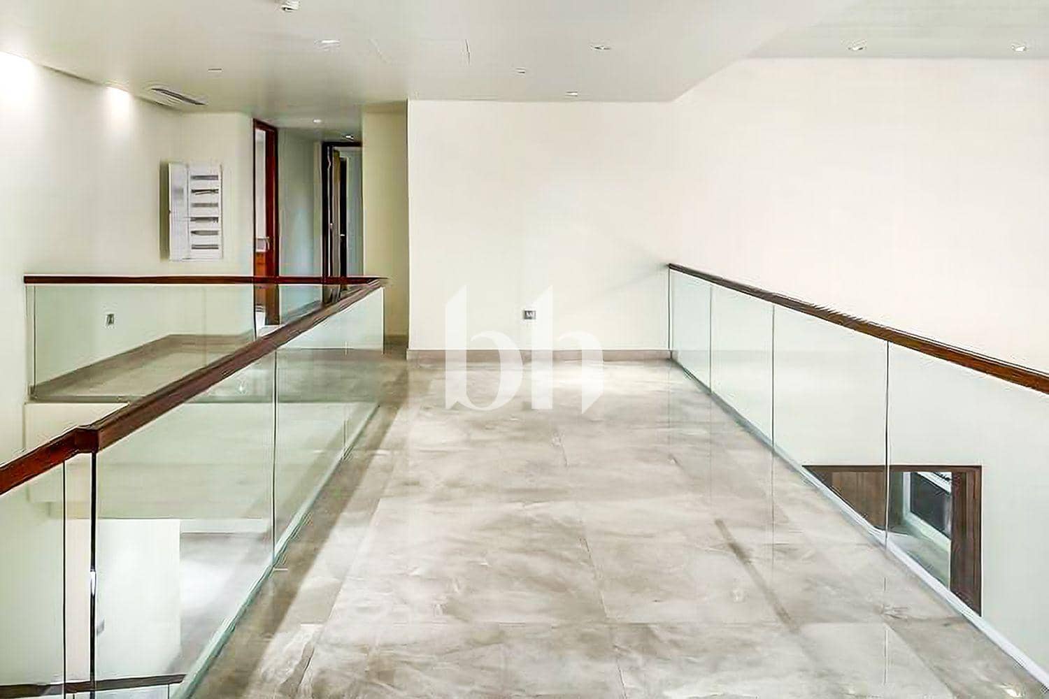 4 Bedroom Penthouse in Marina Residences 1