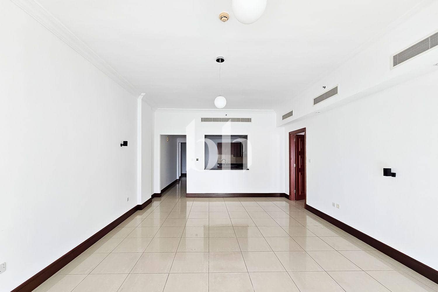 2 Bedroom Apartment in Golden Mile 1