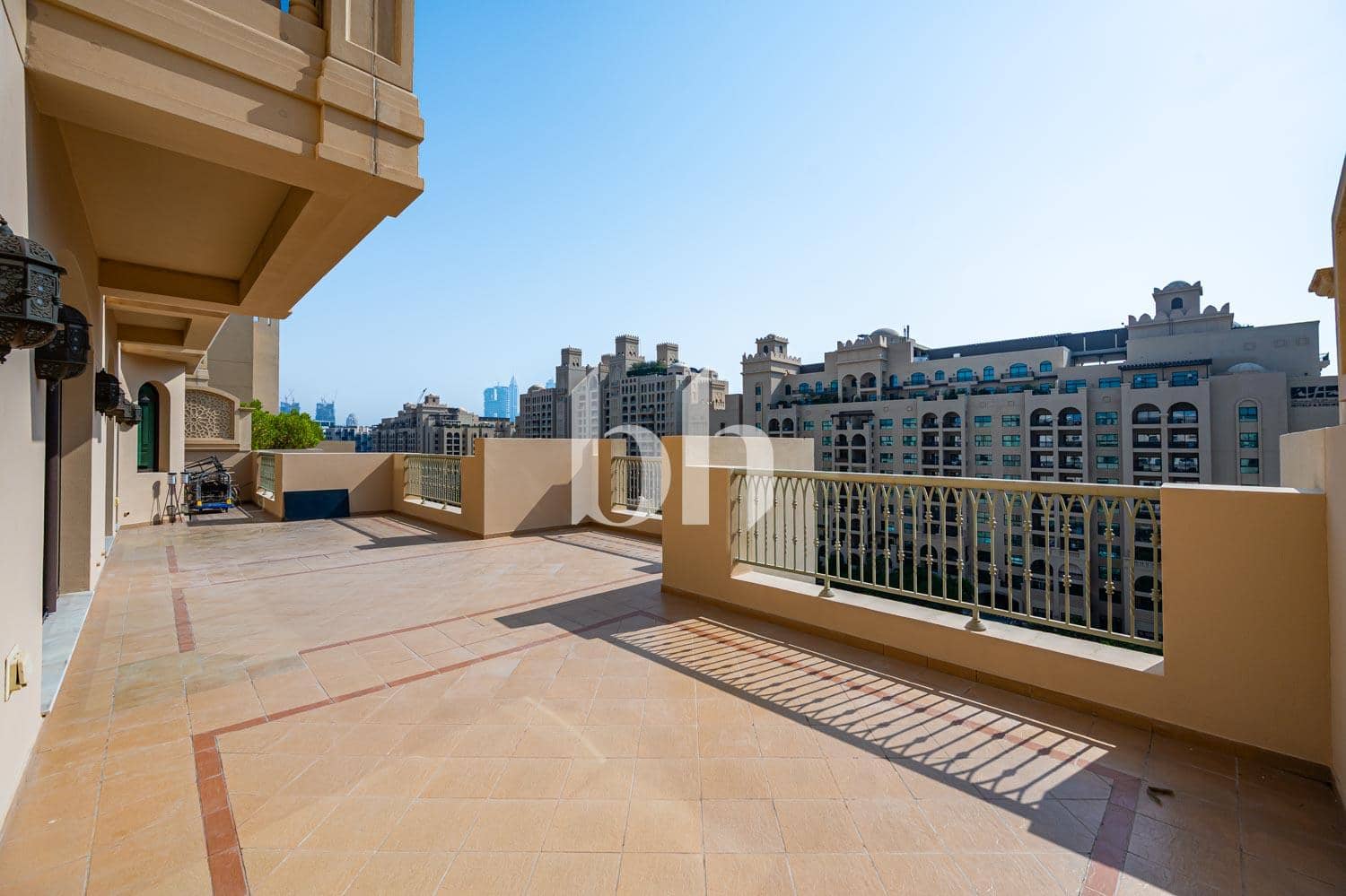 3 Bedroom Apartment in Golden Mile 10 - photo 2