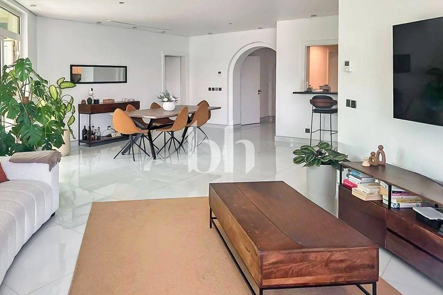 3 Bedroom Apartment in Jash Falqa - photo 2