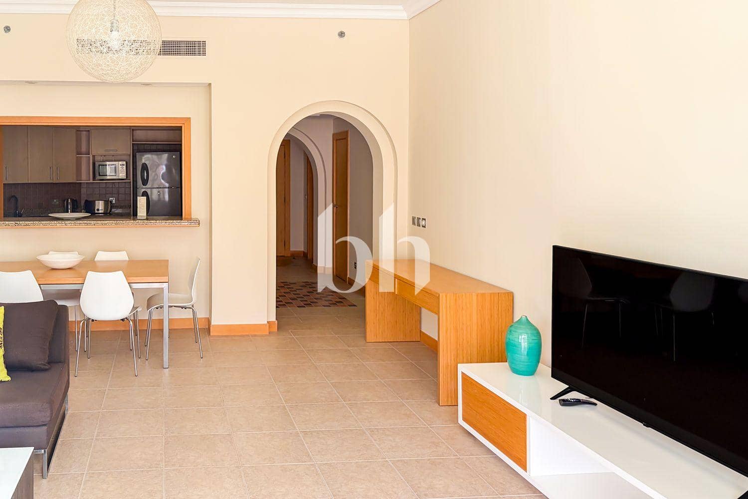 2 Bedroom Apartment in Al Das - photo 2