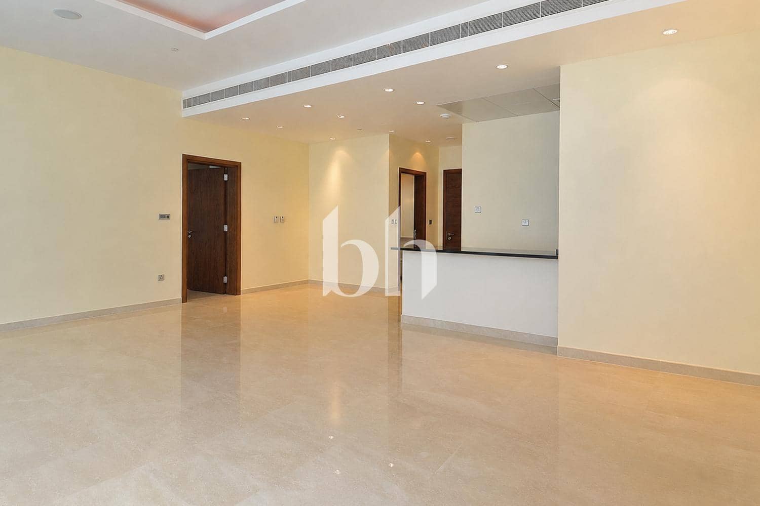 1 Bedroom Apartment in Oceana Adriatic - photo 1