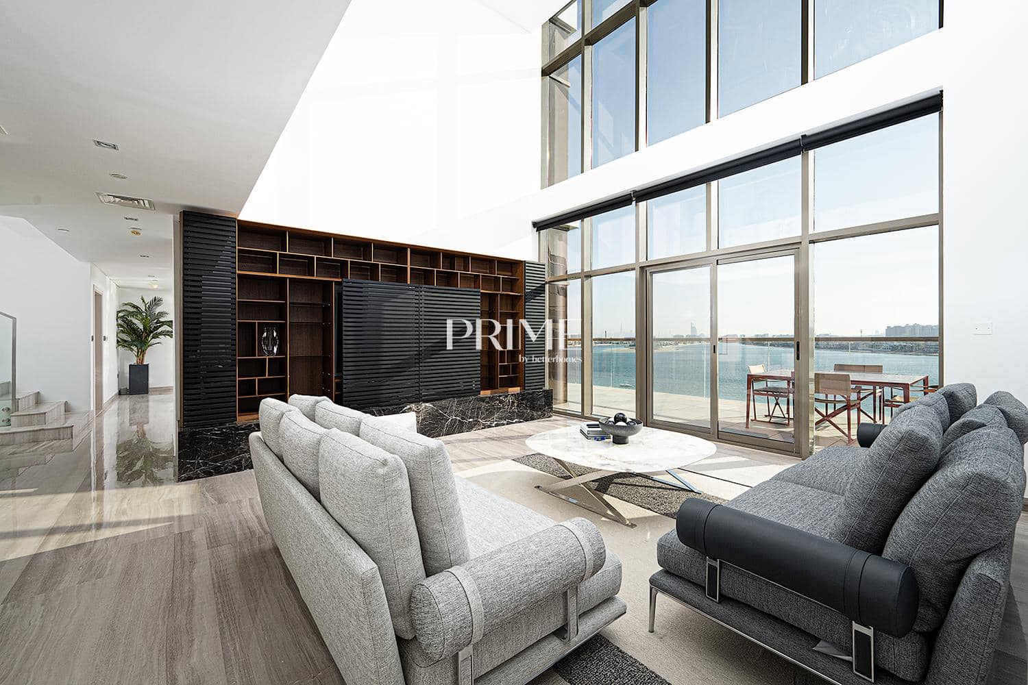 4 Bedroom Apartment in The 8