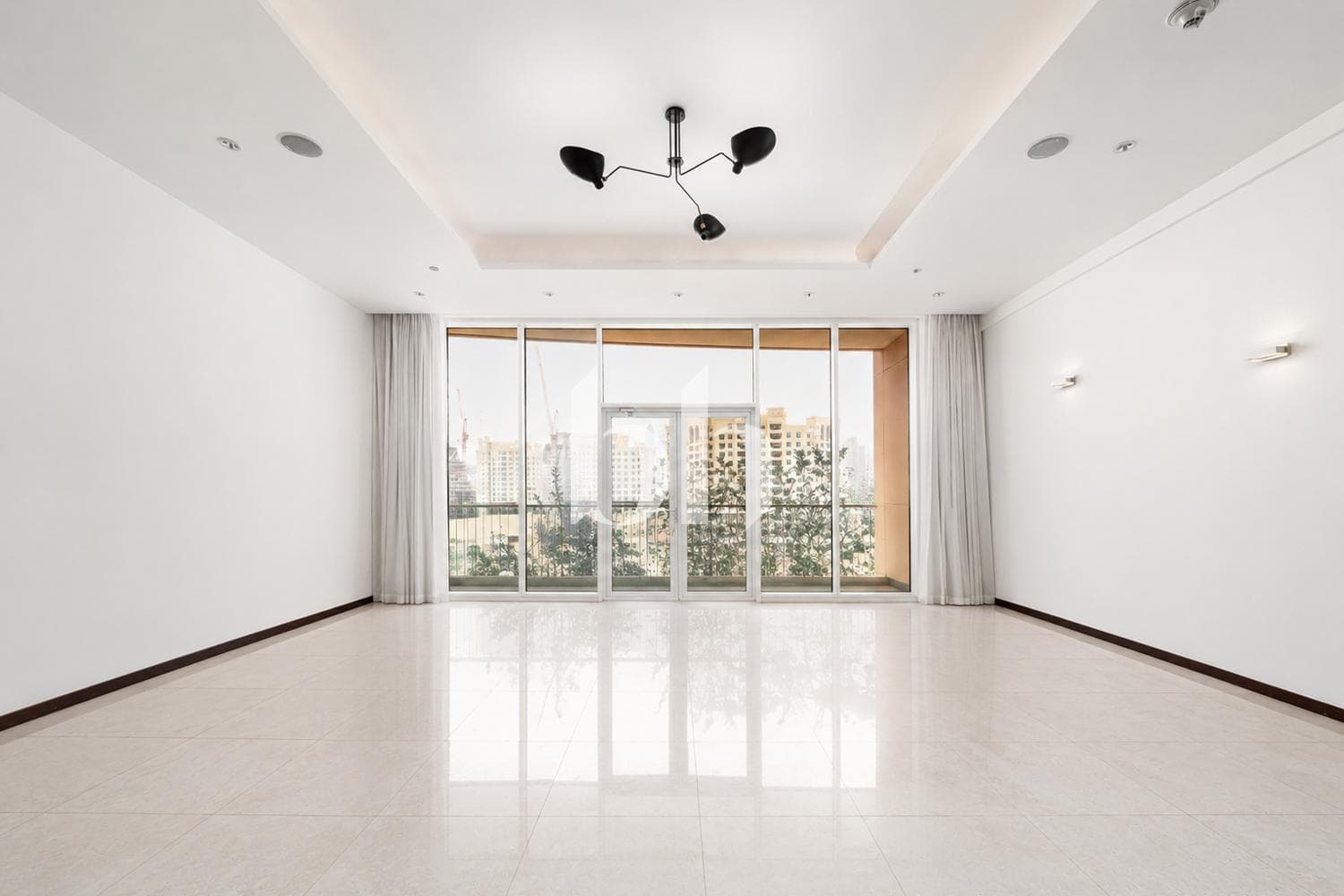 3 Bedroom Apartment in Tanzanite - photo 1