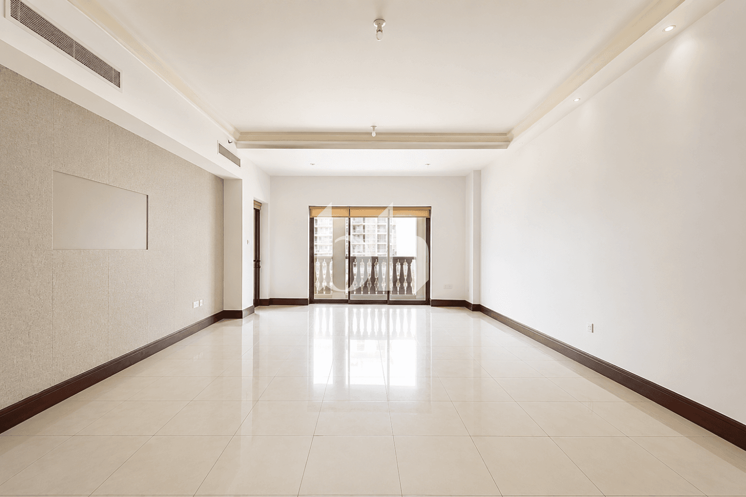 1 Bedroom Apartment in Golden Mile 9
