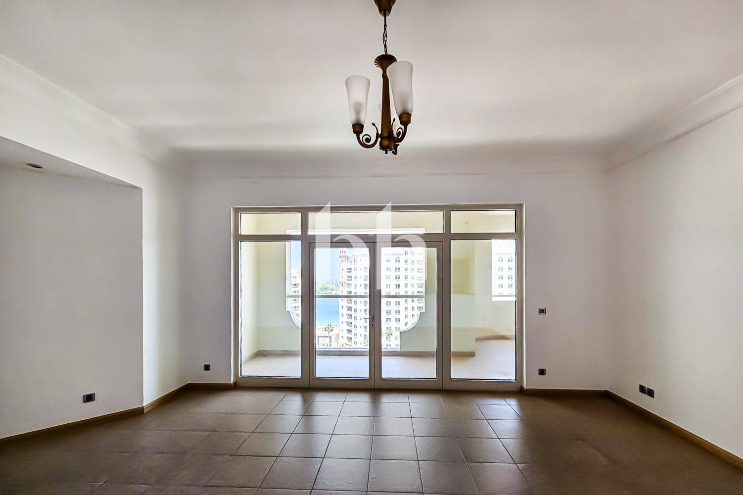 2 Bedroom Apartment in Al Hamri - photo 2
