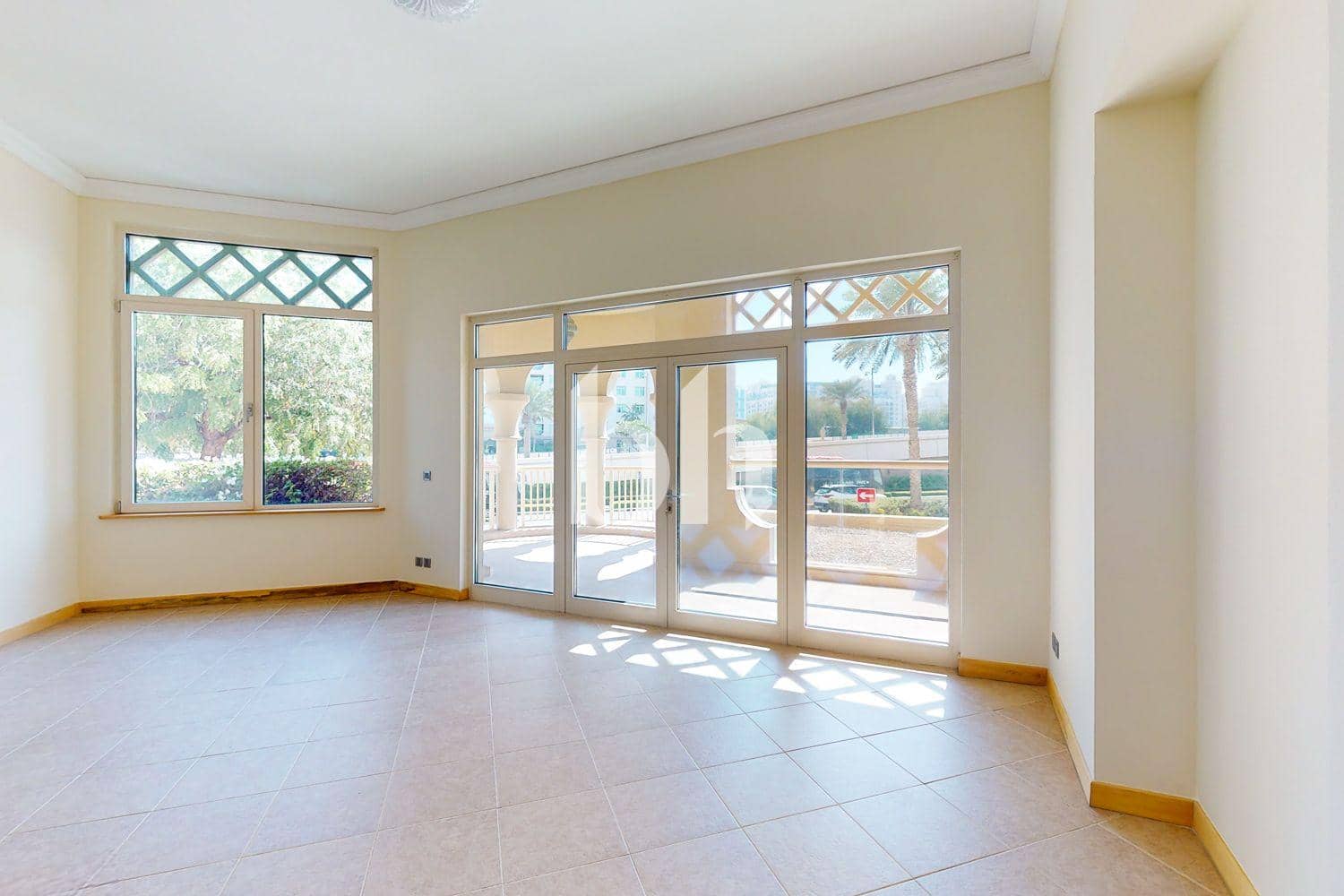3 Bedroom Apartment in Al Khudrawi - photo 2