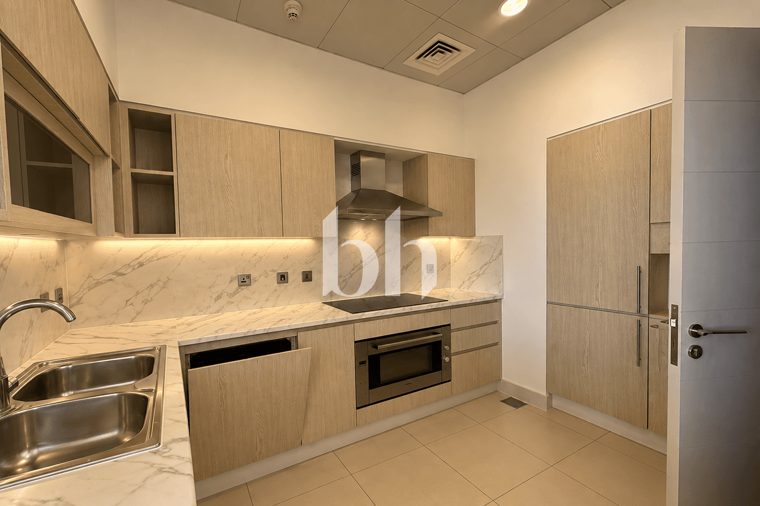 2 Bedroom Apartment in Aquamarine - photo 1