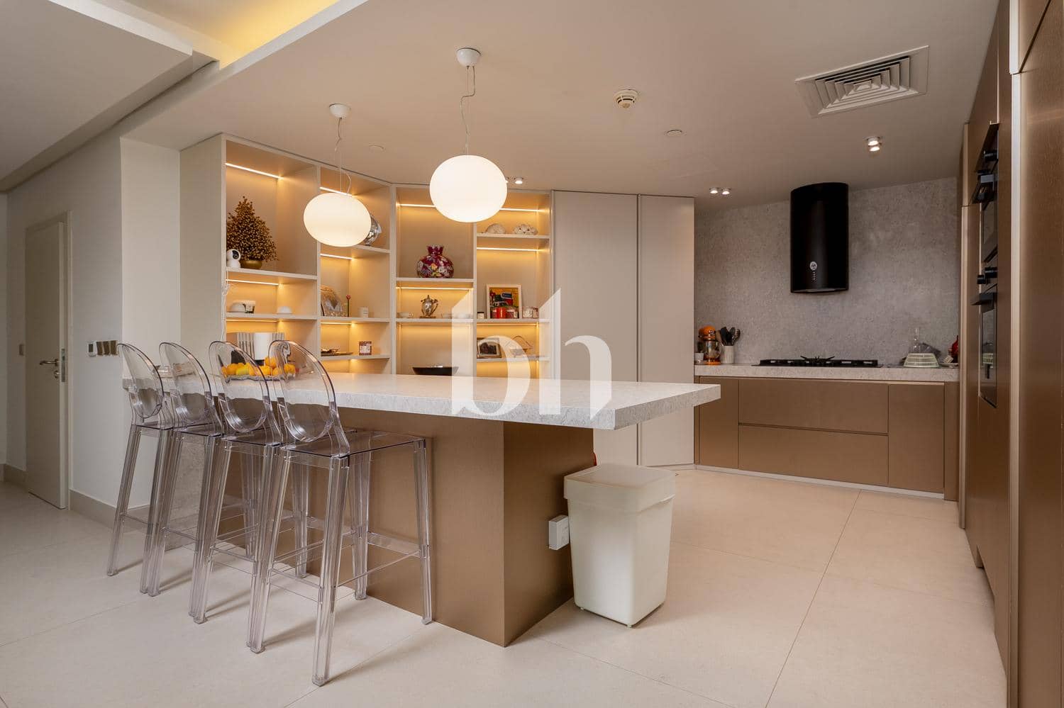 3 Bedroom Apartment in Al Anbara - photo 1