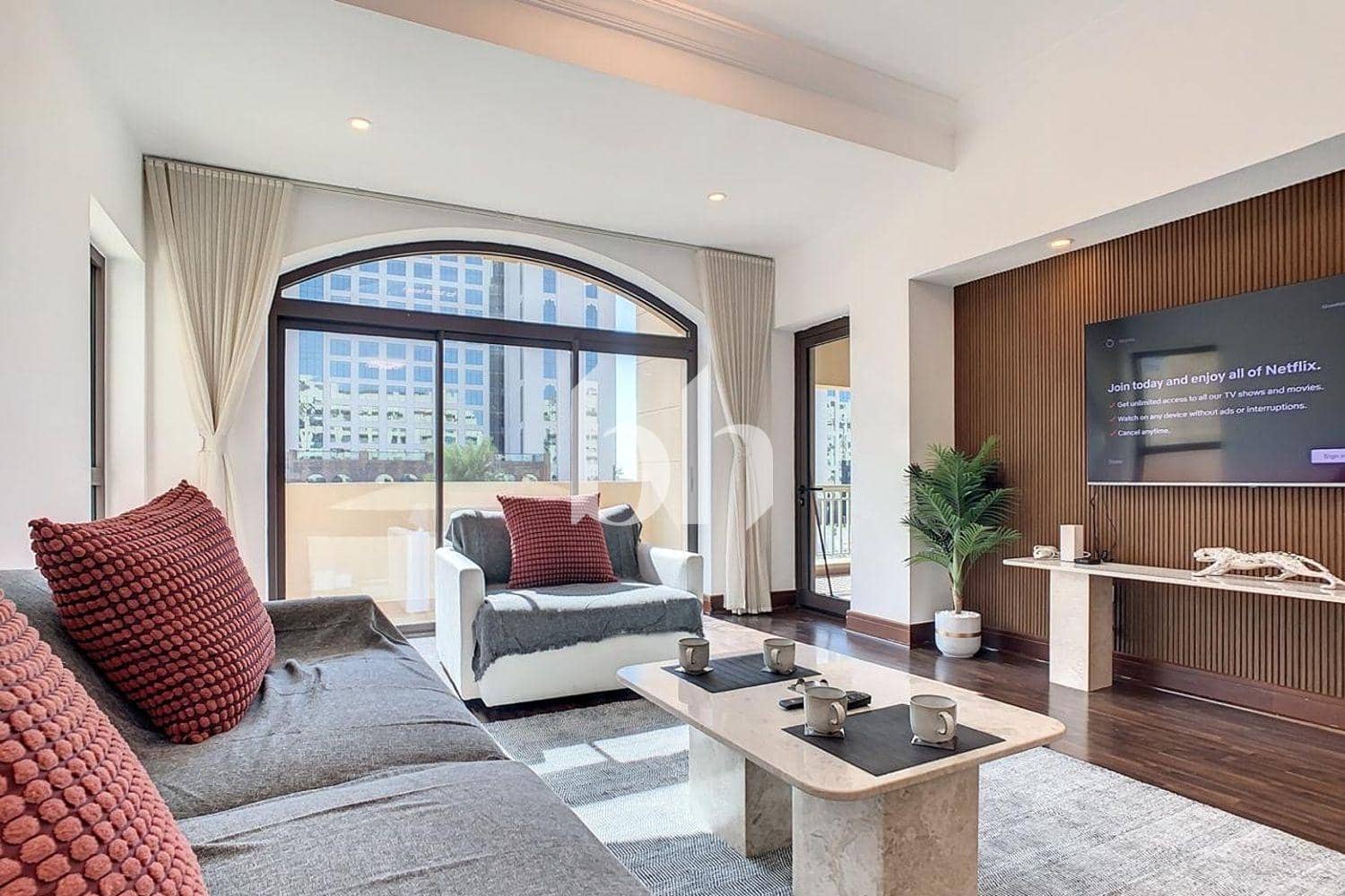 2 Bedroom Apartment in Golden Mile 3