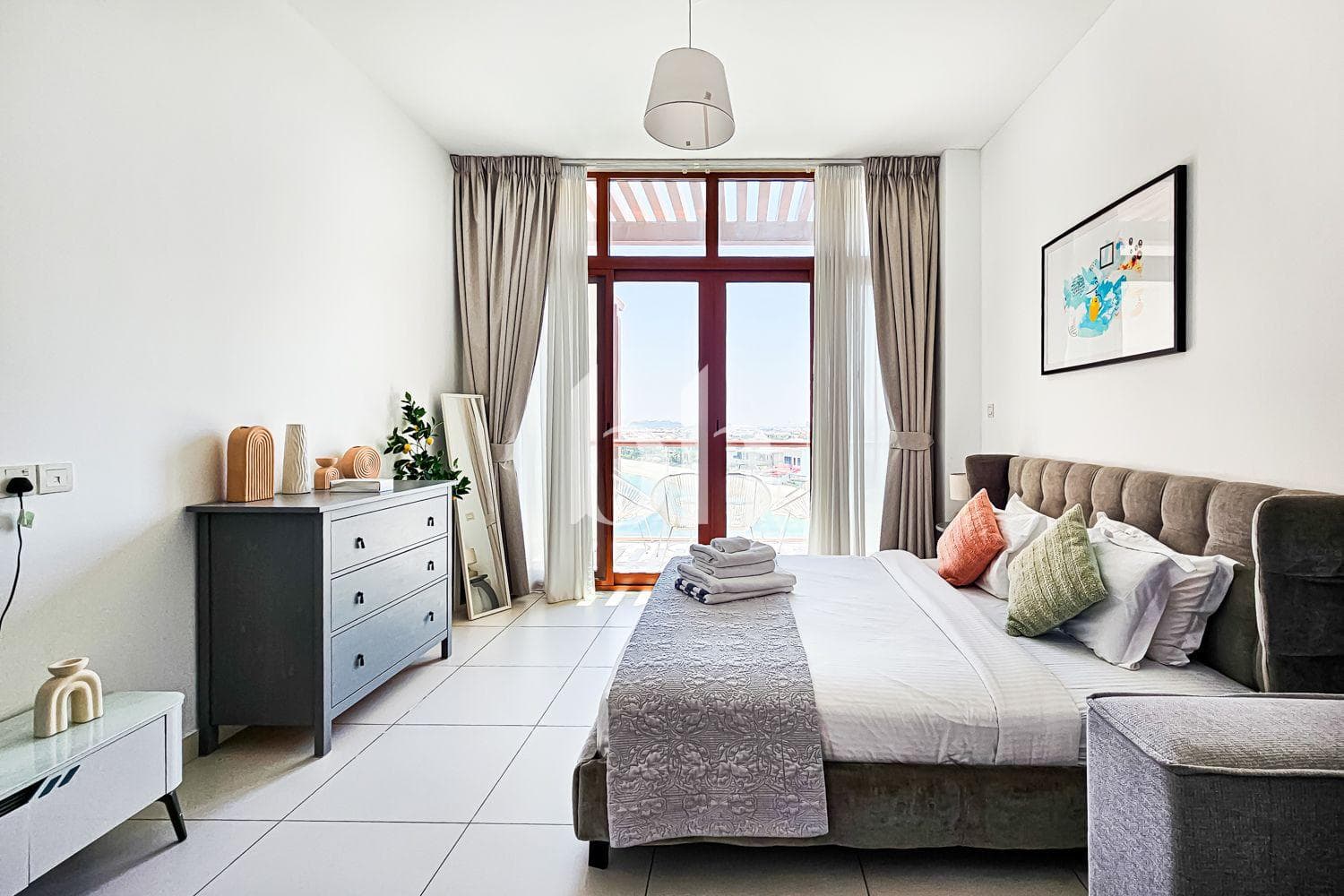 Studio Apartment in Palm Views West