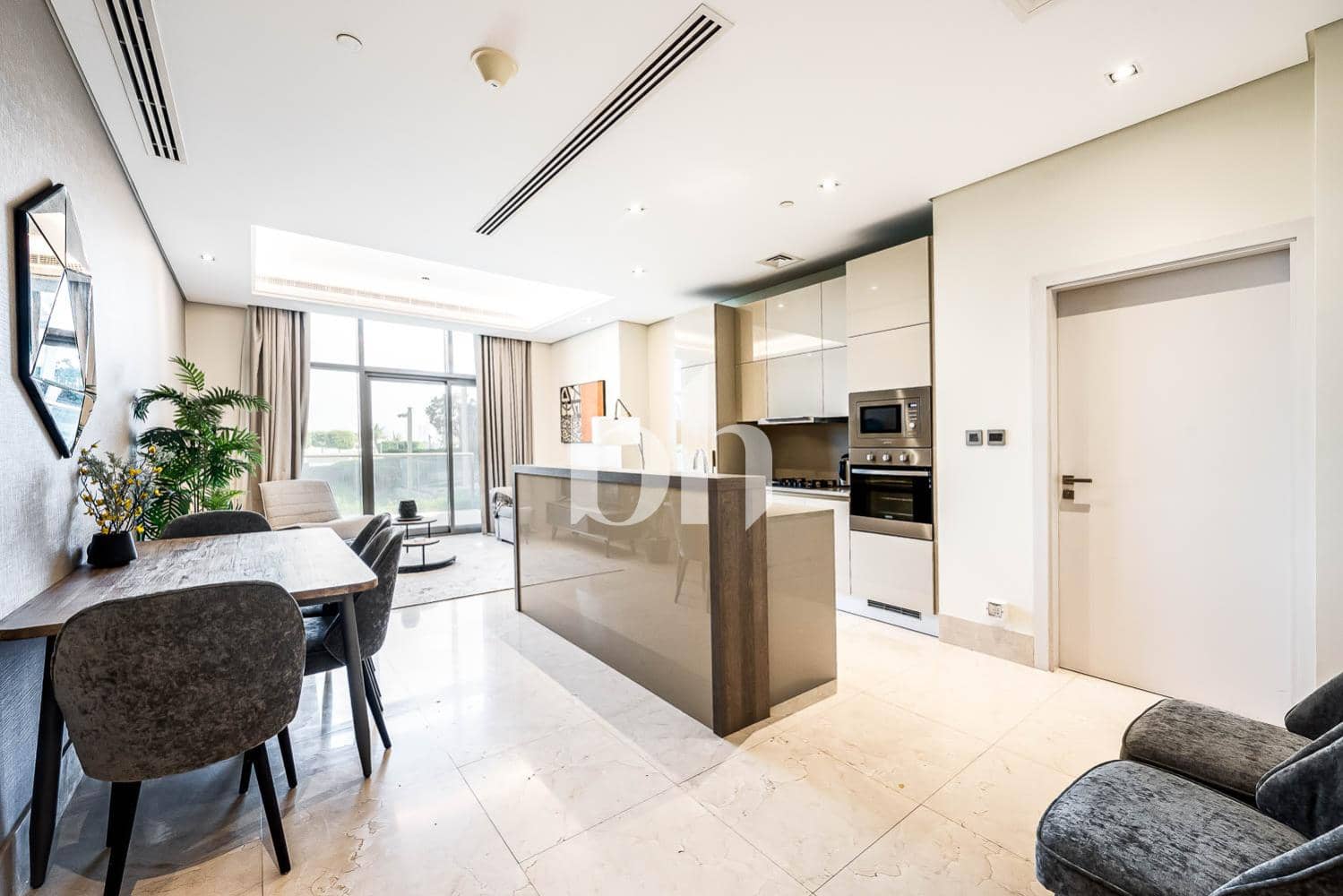 2 Bedroom Apartment in The 8