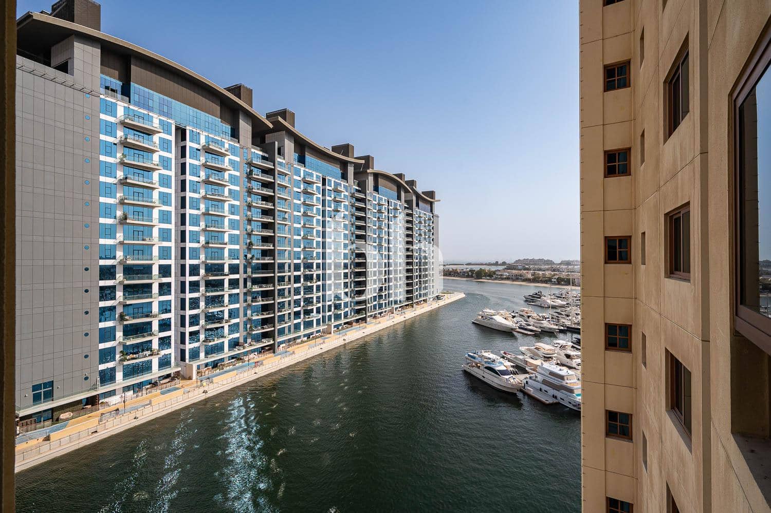 3 Bedroom Apartment in Marina Residences 1 - photo 2