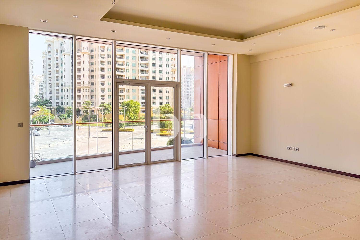 3 Bedroom Apartment in Amber - photo 2