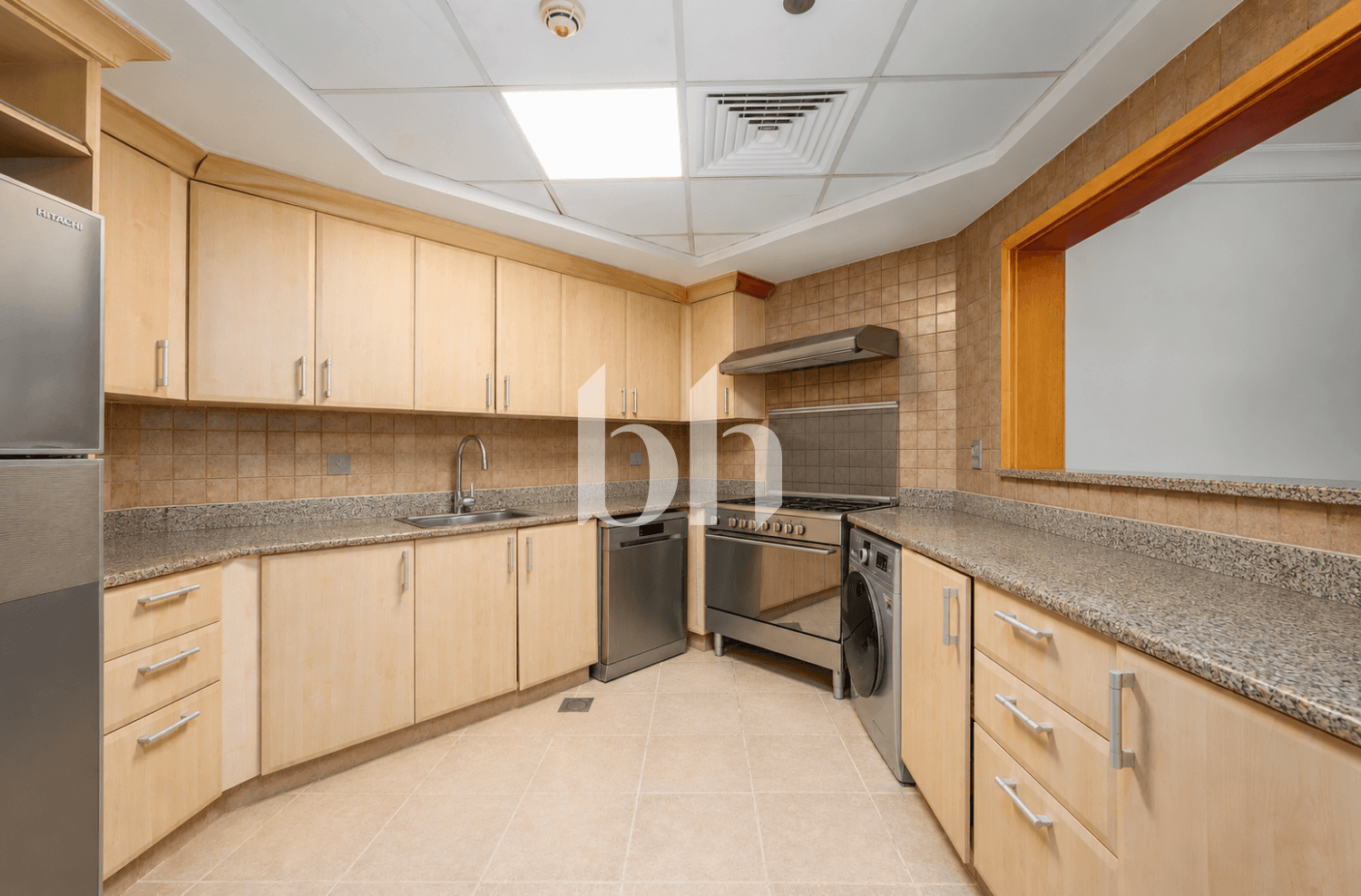 2 Bedroom Apartment in Al Khushkar - photo 2