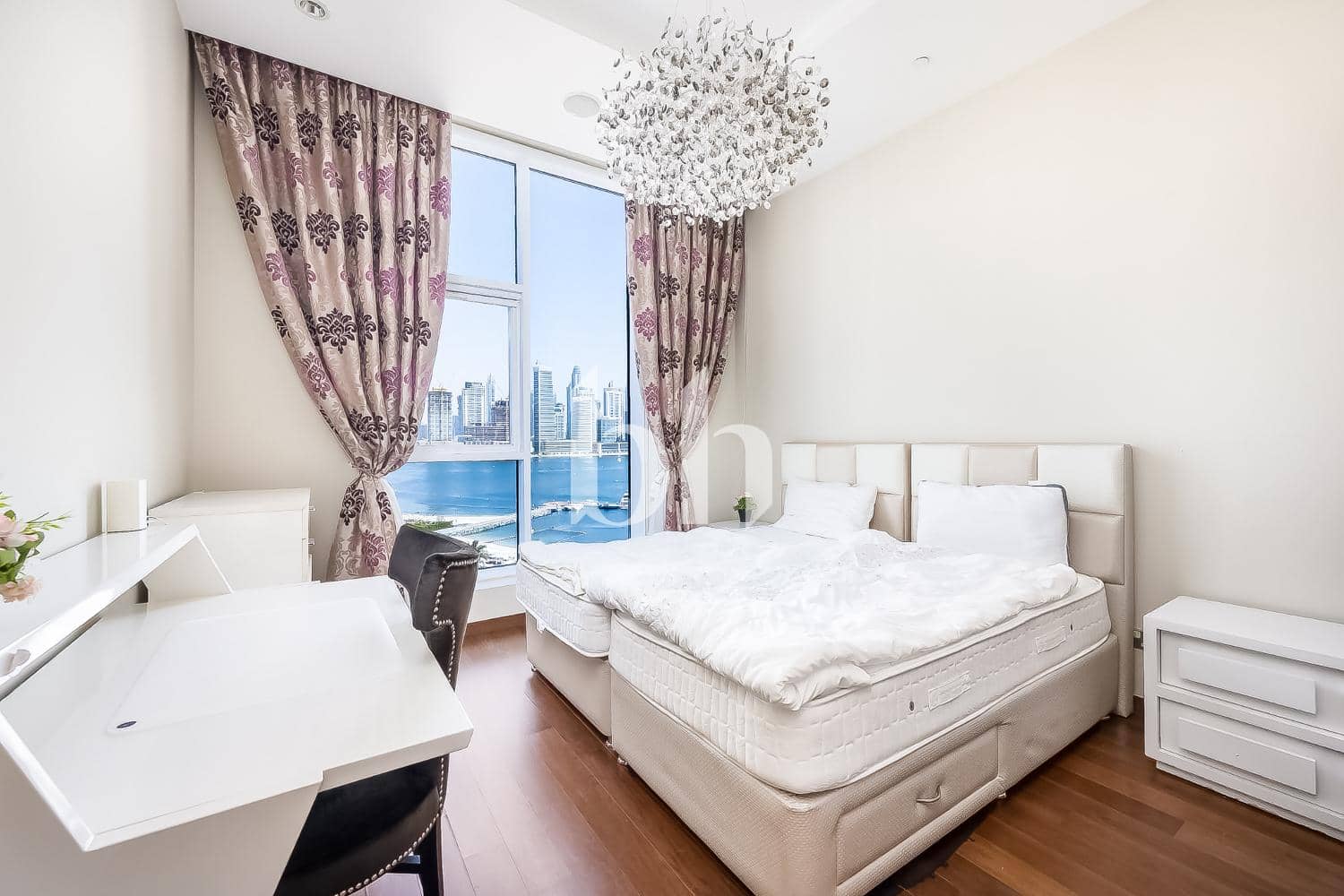 3 Bedroom Apartment in Oceana Pacific - photo 2