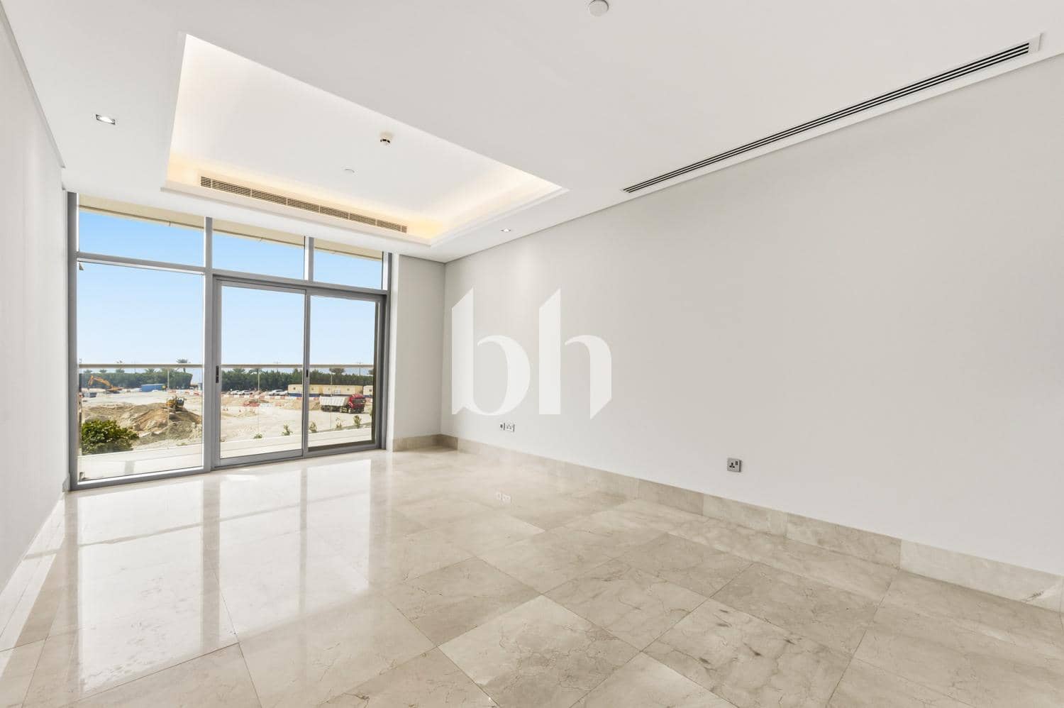 2 Bedroom Apartment in The 8 - photo 2